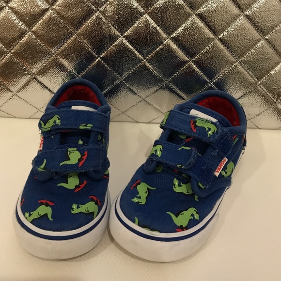 baby dinosaur vans